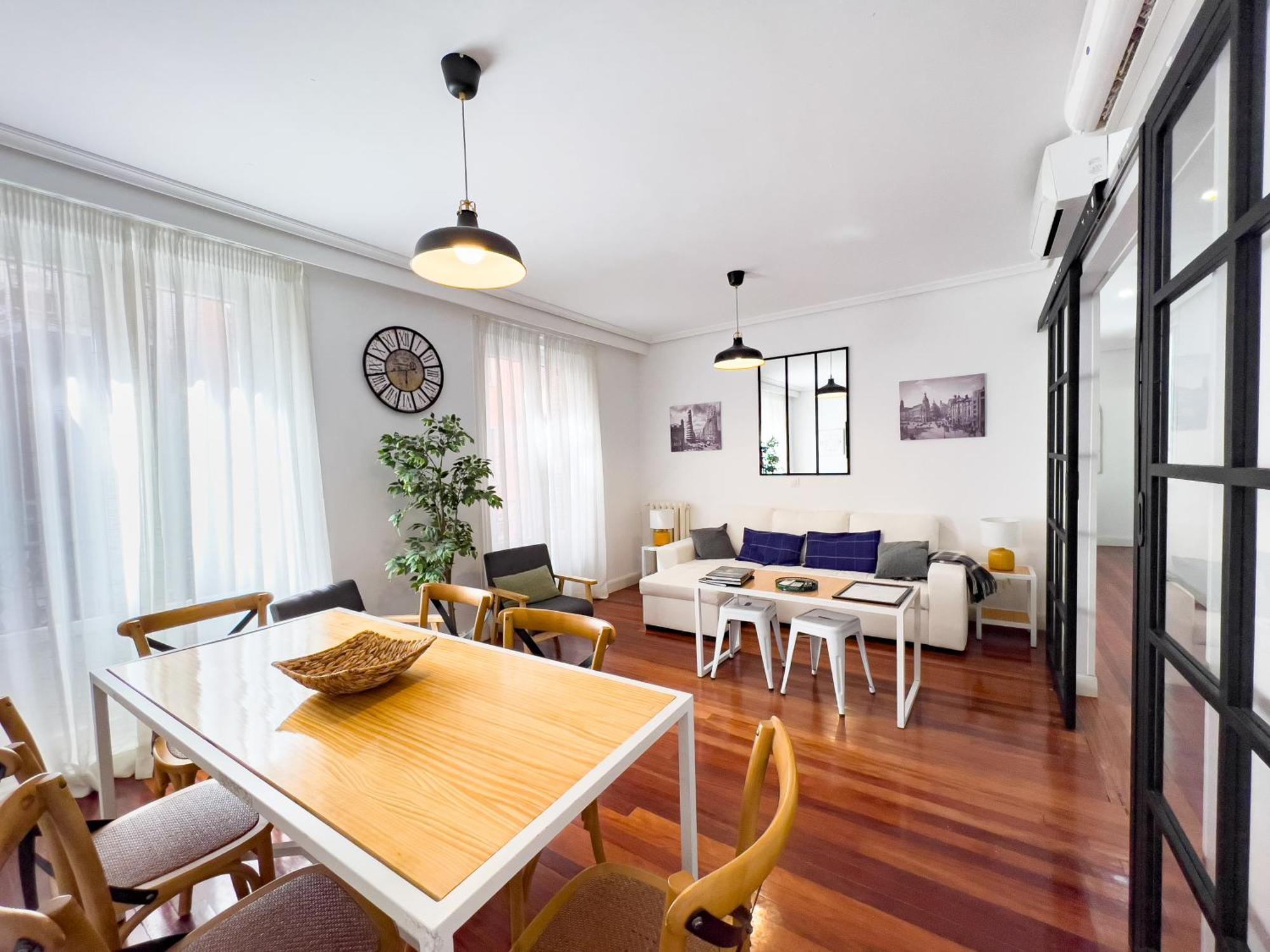 Callao Suites Мадрид Экстерьер фото