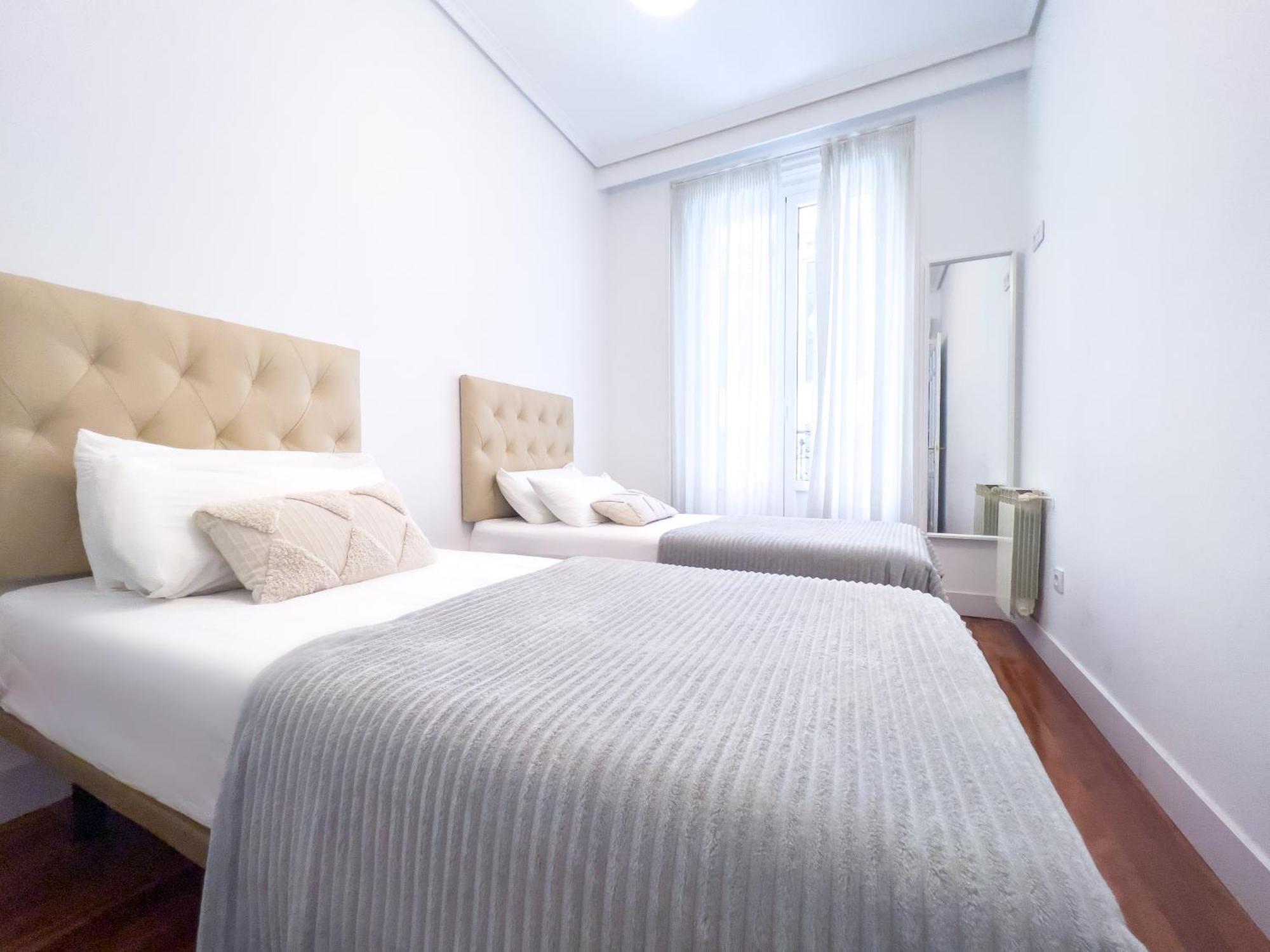Callao Suites Мадрид Экстерьер фото